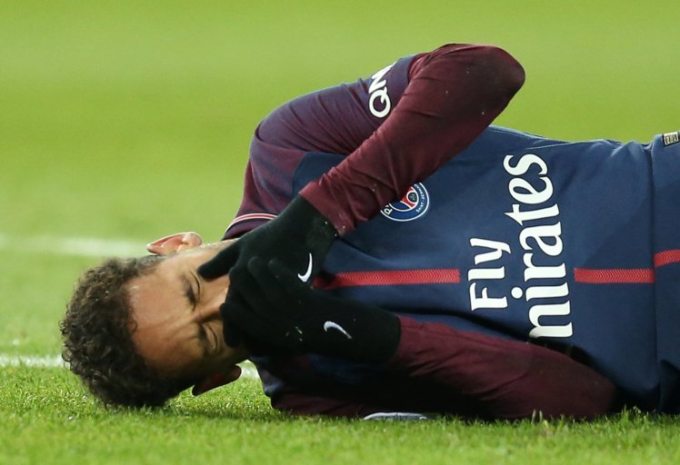 Neymar already regrets moving to Paris Saint-Germain and is seeking a shock return to Barcelona, according to reports in the Spanish media