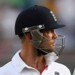 Former England batsman Jonathan Trott decides to retire at the end of the season