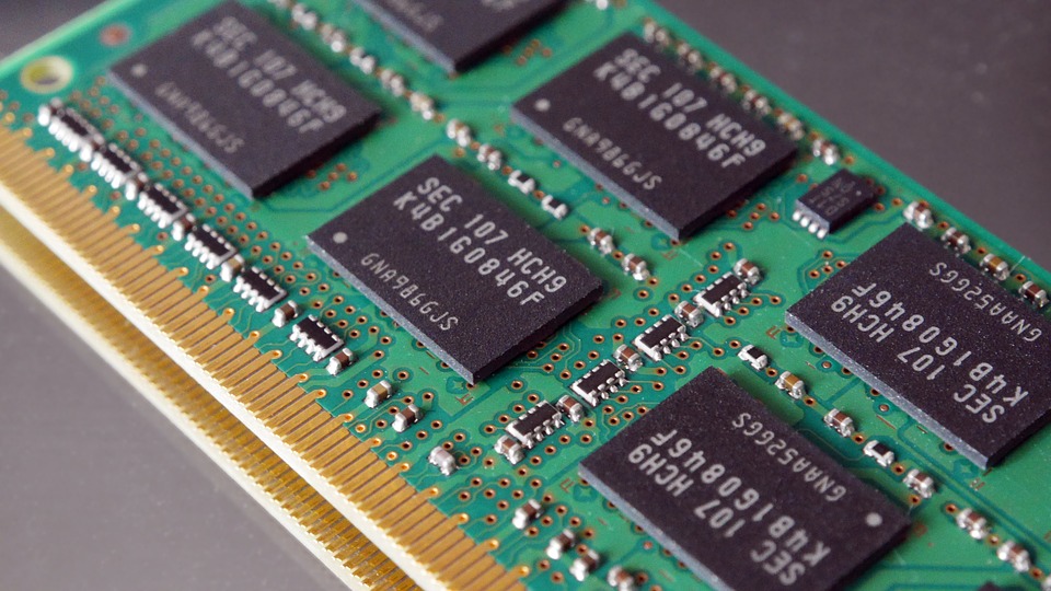 Differences between RAM and ROM Memory