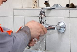 What to Look For in a Professional Plumber