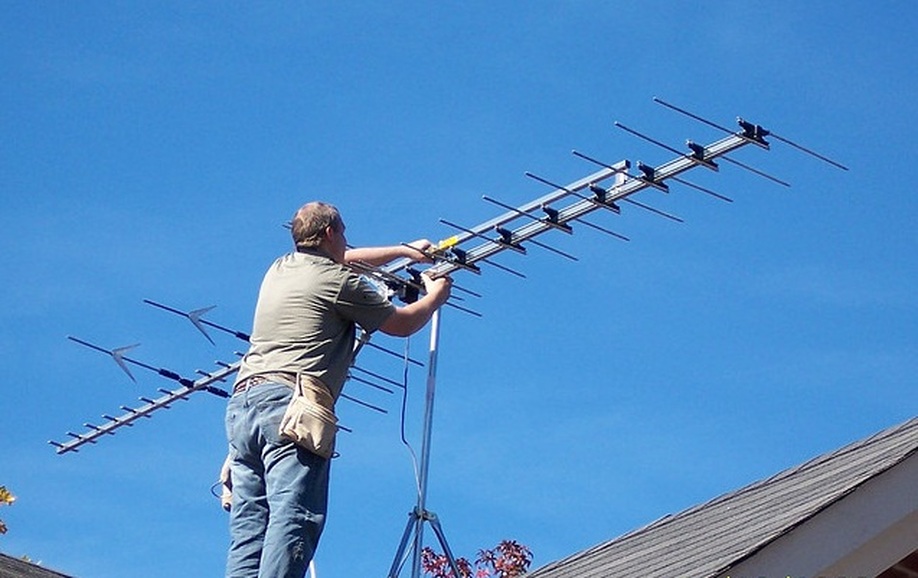 How to Mount the Aerial during Installation