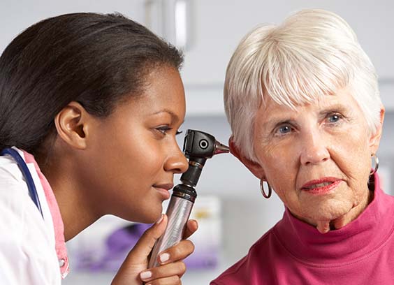 How to Spot Tinnitus in an Elderly Care Patient