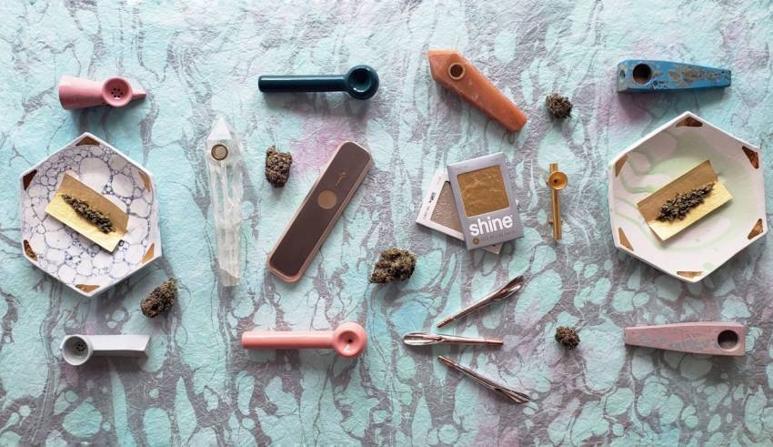 Top 4 Weed Accessories to use in 2020