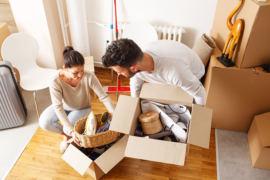 Helpful Tips to Packing up your Home