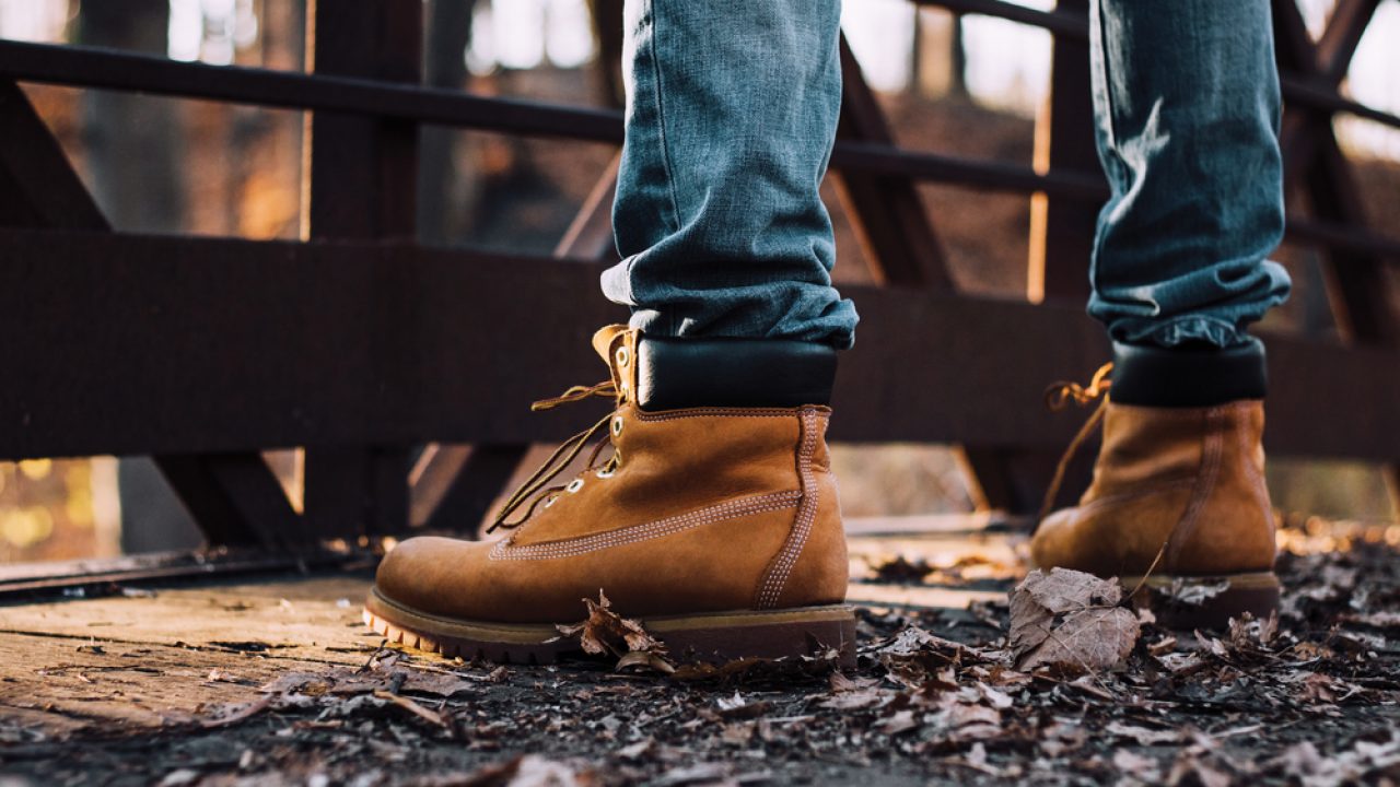 6 Tips for Finding the Best Slip On Work Boots