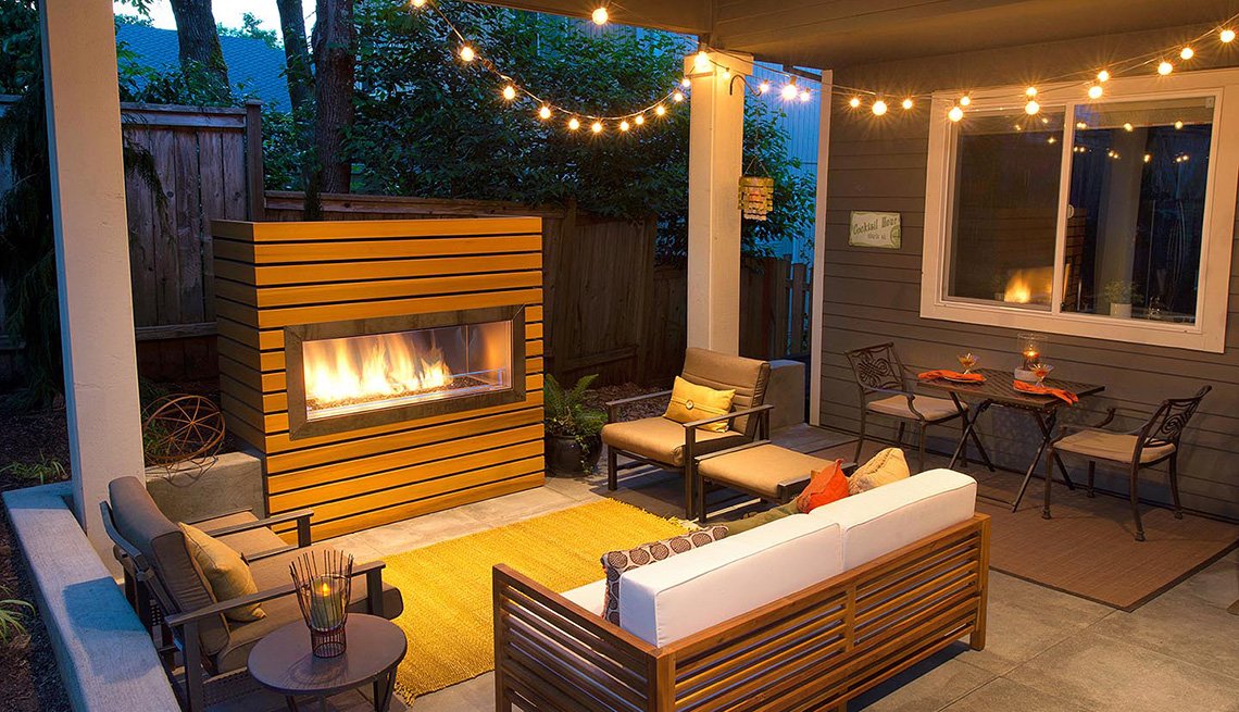 6 Ways to Make Your Outdoor Fireplace More Enjoyable