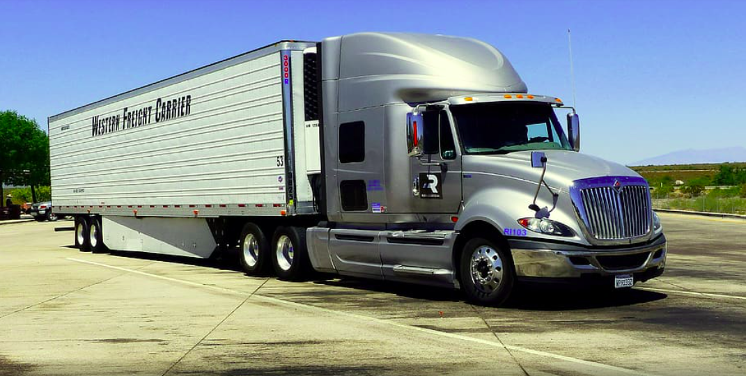 commercial trucking insurance