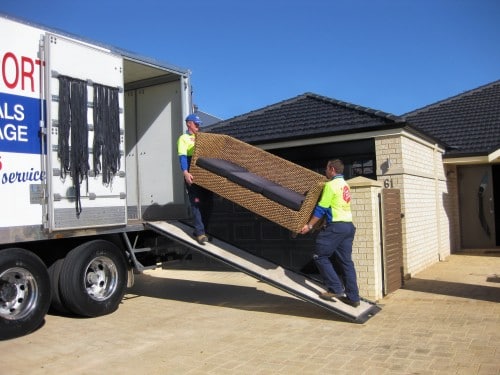 How to Find Professional Interstate Removalists in Perth