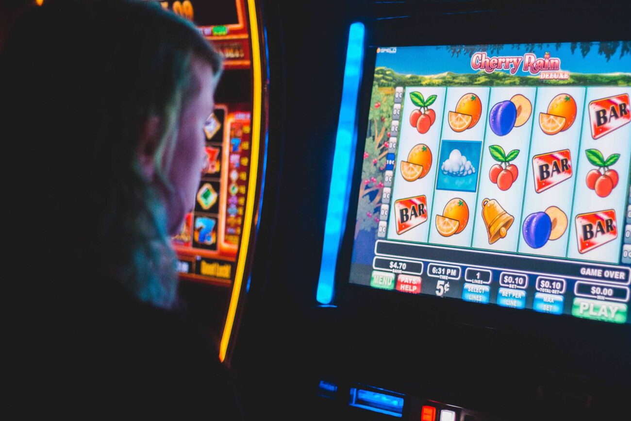 Best Slot Machine Strategies: Improve Your Chances of Winning the Game