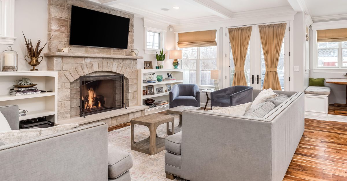 Furnishing Your Multi-Family Home: Essential Tips for Making Shared Spaces Cozy and Functional