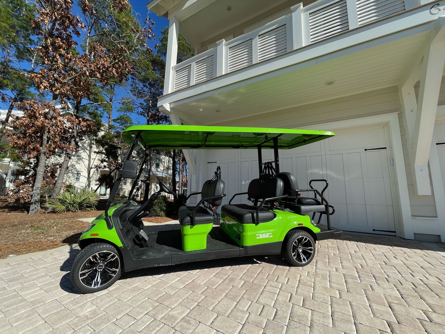Golf Buggy Bliss: Navigating the Greens in Style and Comfort
